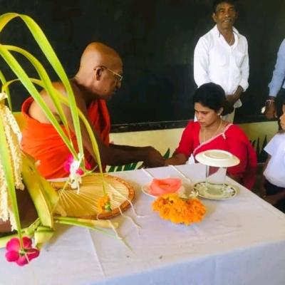 2024-02-22 දින 1 ශ්‍රේණිය සඳහා අප පාසලට ඇතුළත් වූ පුංචි පැටවුන් උදෙසා පවත්වනලද පිළිගැනිමේ උත්සවය සහ ආශිර්වාද පිරිත් සජ්ඣායනය.